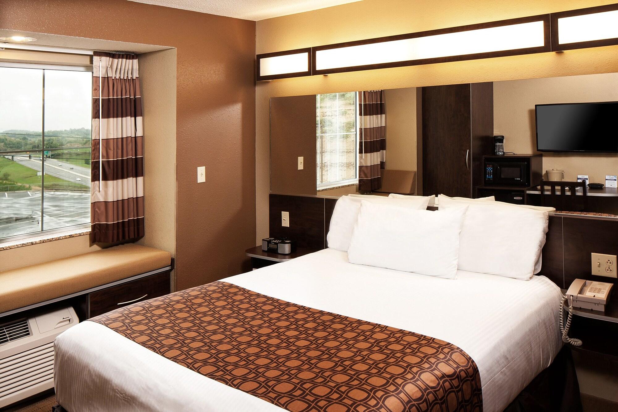 Microtel Inn & Suites By Wyndham St Clairsville - Wheeling St. Clairsville Exteriör bild