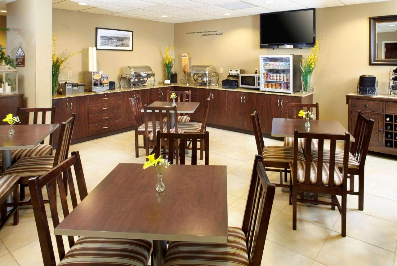 Microtel Inn & Suites By Wyndham St Clairsville - Wheeling St. Clairsville Exteriör bild