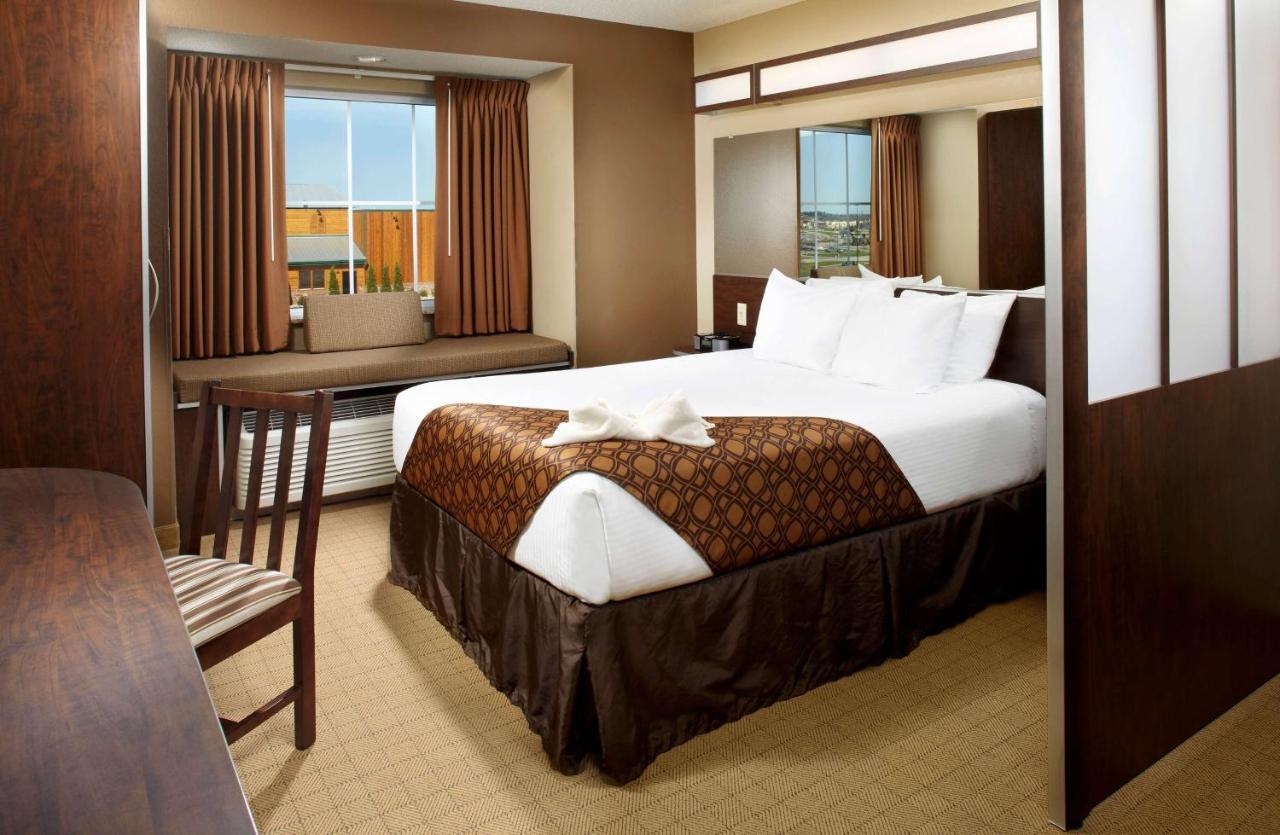 Microtel Inn & Suites By Wyndham St Clairsville - Wheeling St. Clairsville Exteriör bild