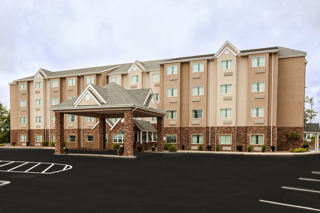 Microtel Inn & Suites By Wyndham St Clairsville - Wheeling St. Clairsville Exteriör bild